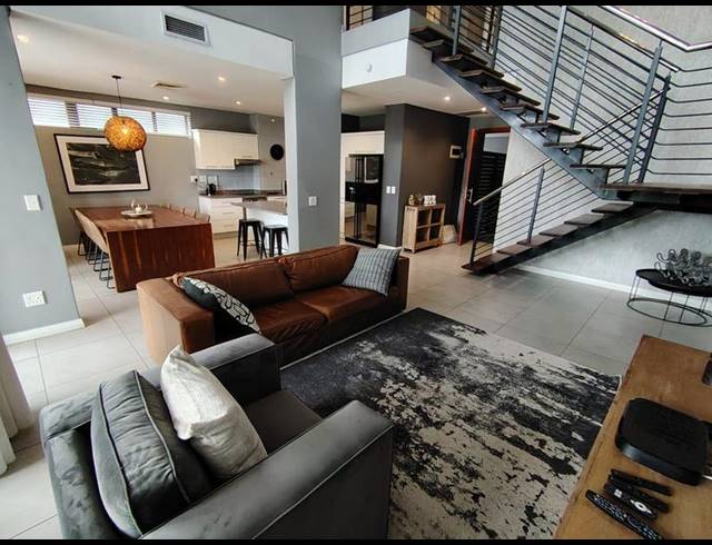 3 BEDROOM APARTMENT FOR SALE IN UMHLANGA CENTRAL